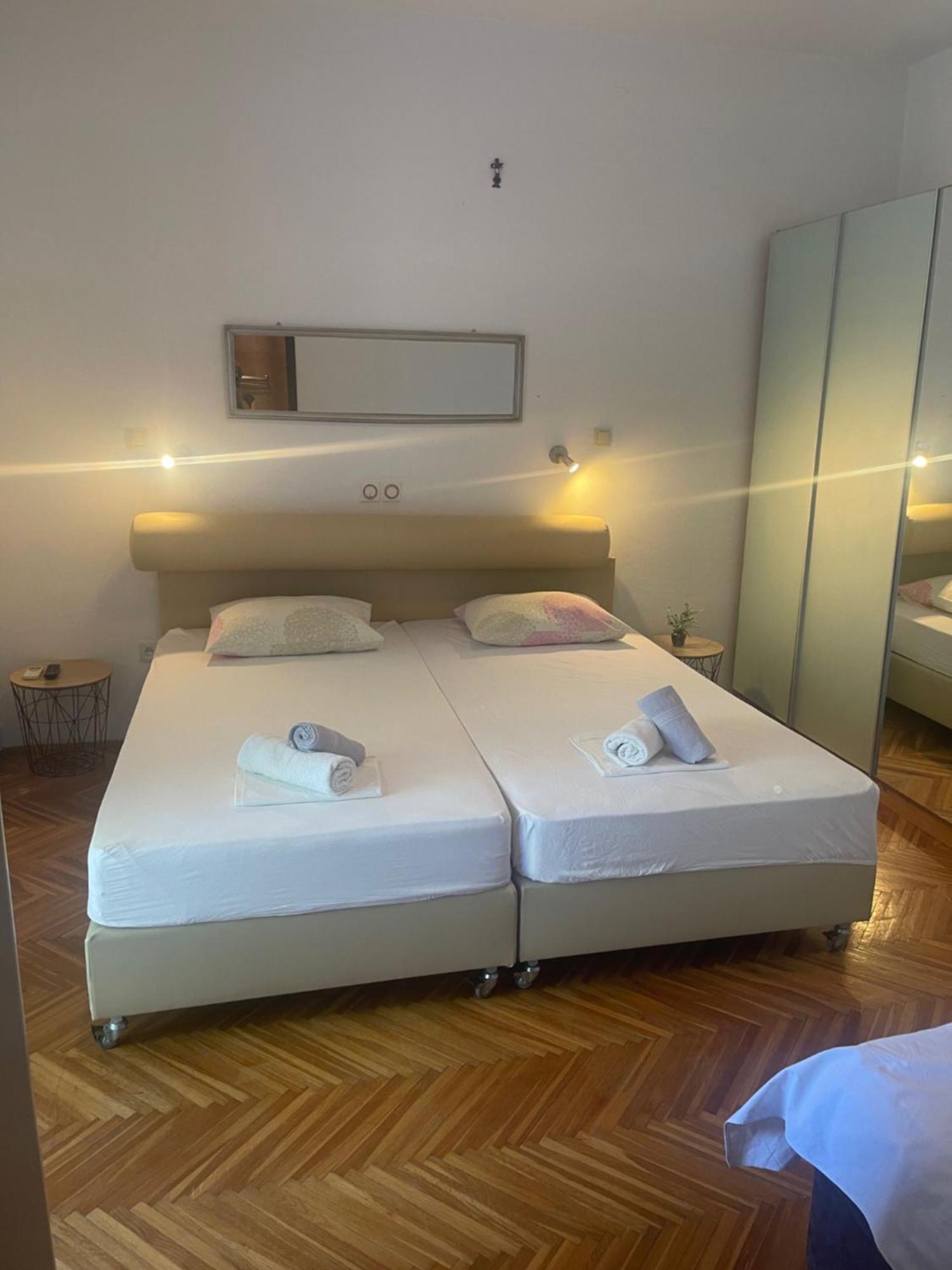 Apartments Ante Omis Ngoại thất bức ảnh