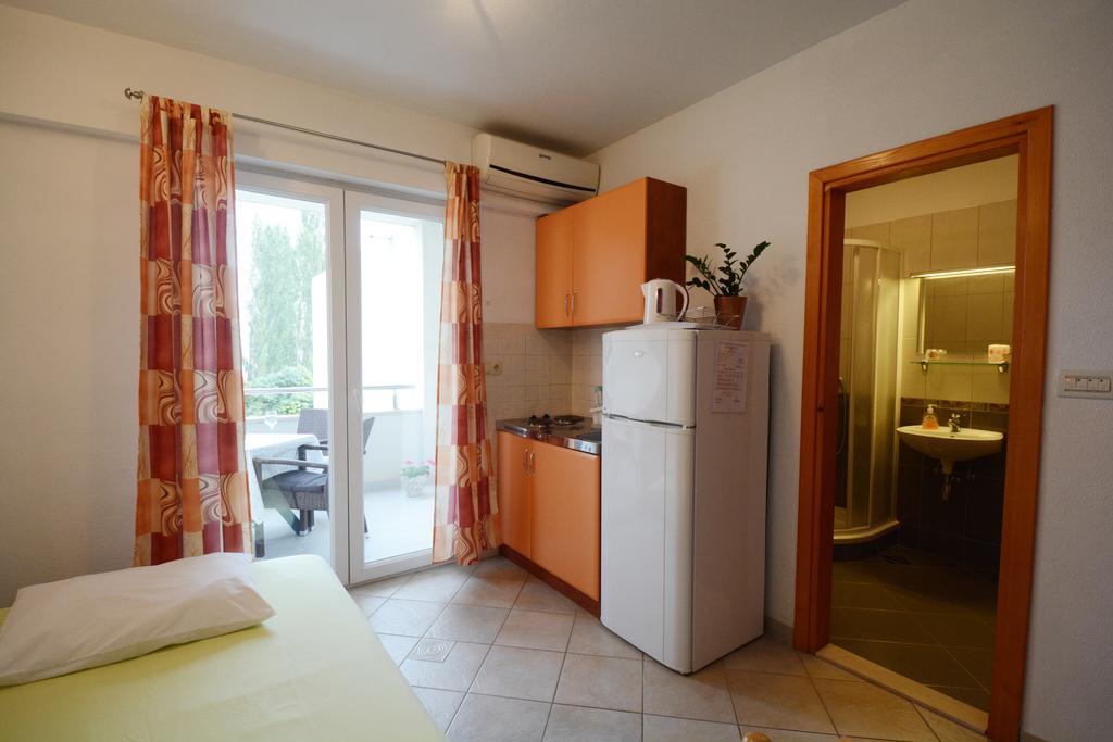 Apartments Ante Omis Ngoại thất bức ảnh